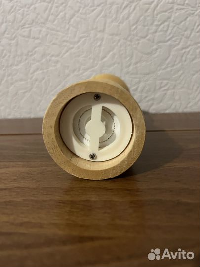 Мельница для специй и перца