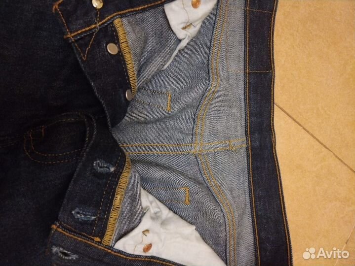 Джинсы мужские levis