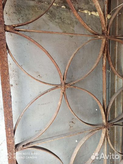 Решетка.для окна,очень тяжёлая