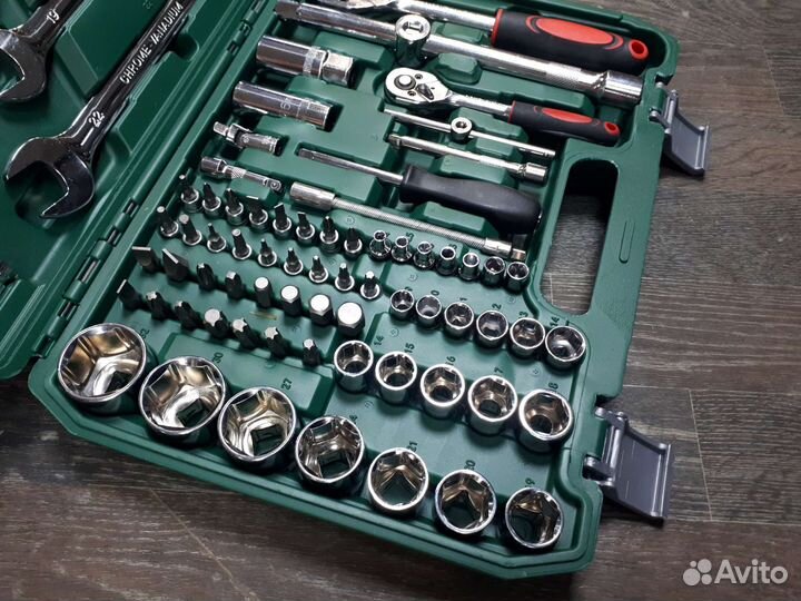 Набор инструментов для авто 82 предмета