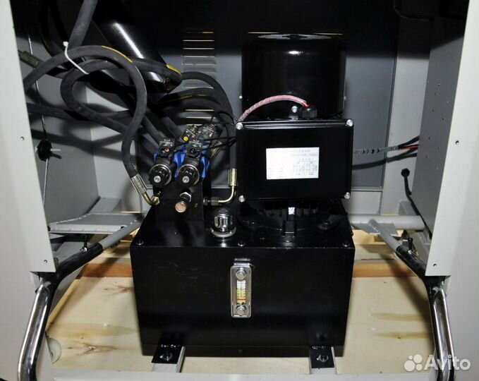 Резак для бумаги 6810, гильотинный, новый