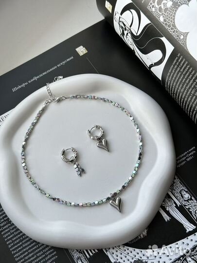 Украшения из гематита: чокер, кольцо, серьги