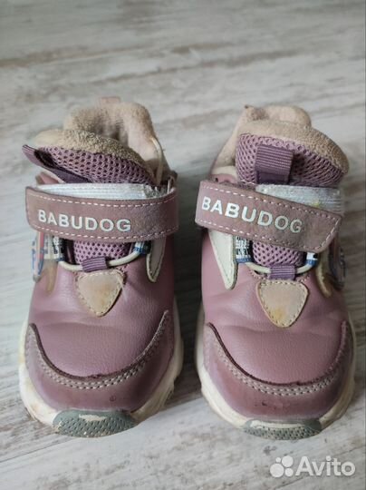 Кроссовки для девочки