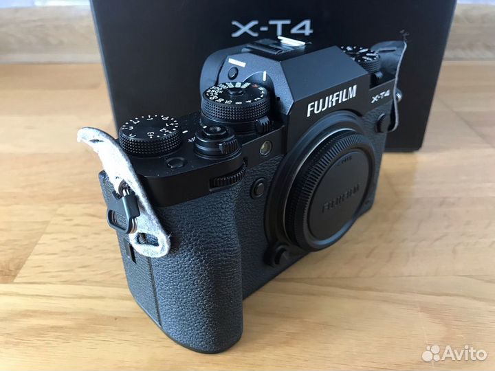 Fujifilm X-T4 body (пробег 21000 кадров)