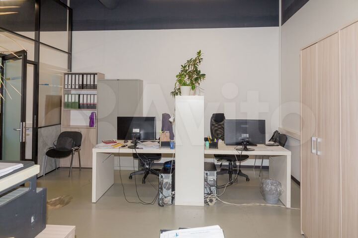 347 м² современный офис рядом с ТЦ Аура