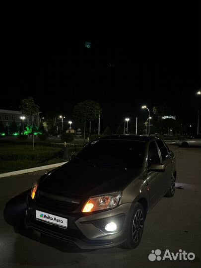 LADA Granta 1.6 МТ, 2013, 130 000 км