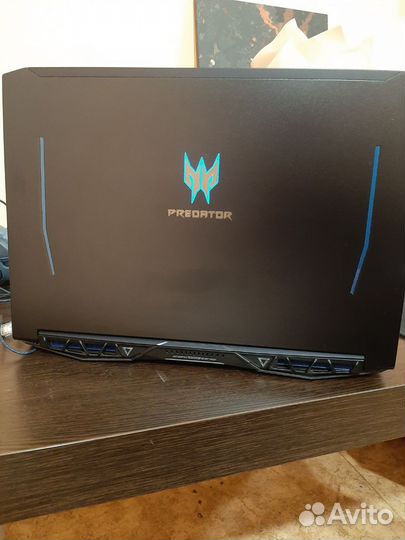 Мощный игровой ноутбук с подсветкой клавиатуры