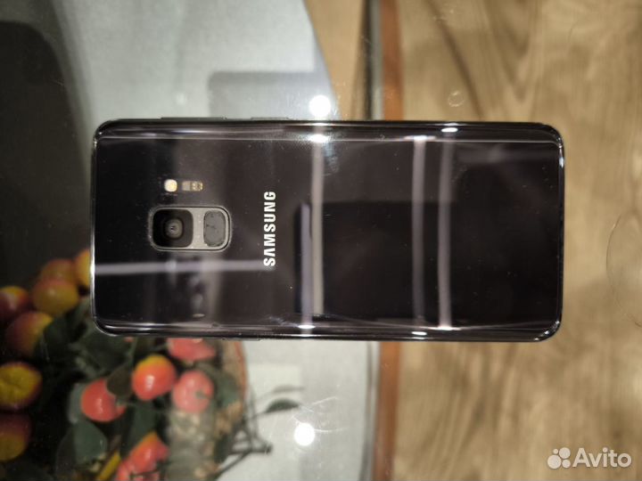 Samsung Galaxy S9, 4/64 ГБ