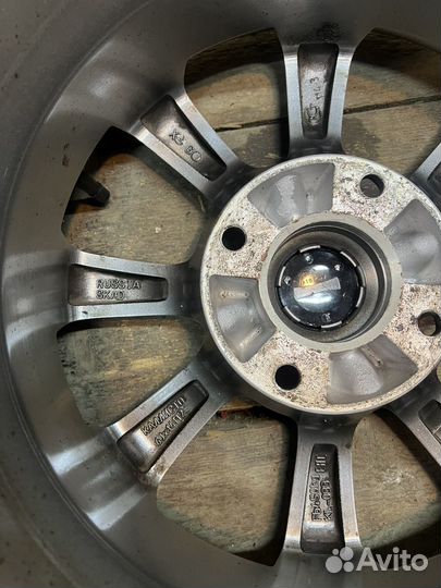 Литой диск R14