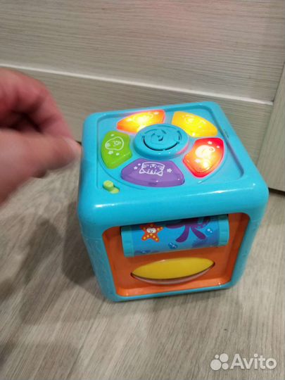 Интерактивный кубик музыкальный Baby go