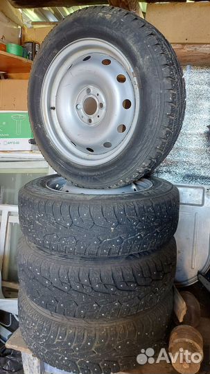 R15 Yokohama IceGuard Stud IG65 185/65, PCD 4x100 DIA 60.1