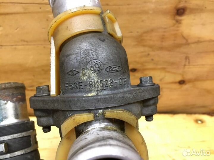 Термостат Mazda Mpv LW5W GY 1999