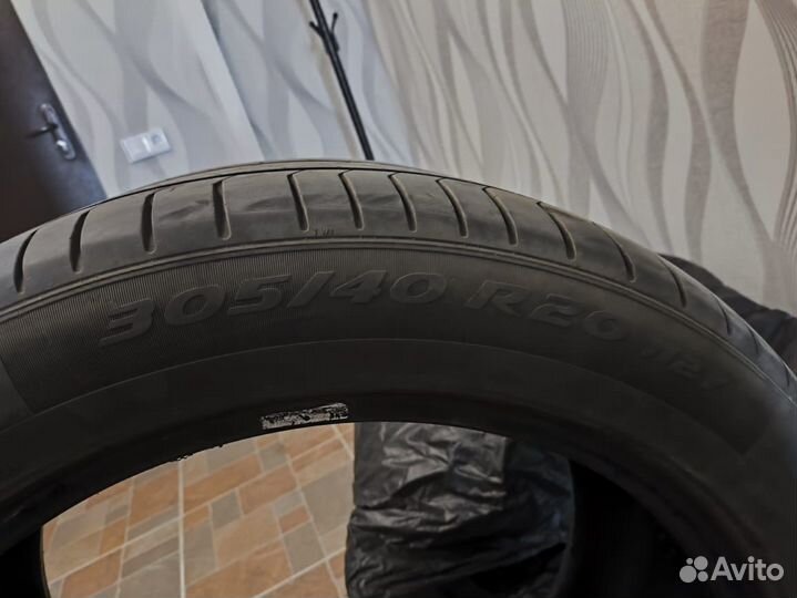 Pirelli P Zero 275/45 R20 и 305/40 R20