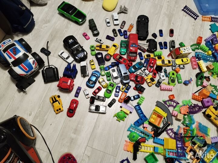 Игрушки для мальчика