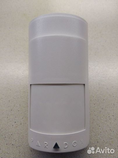 Датчик движения Paradox 525DM с кронштейном