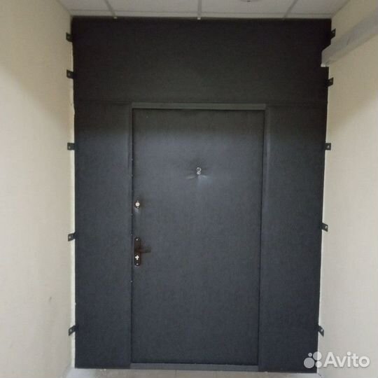 Дверь металлическая тамбурная