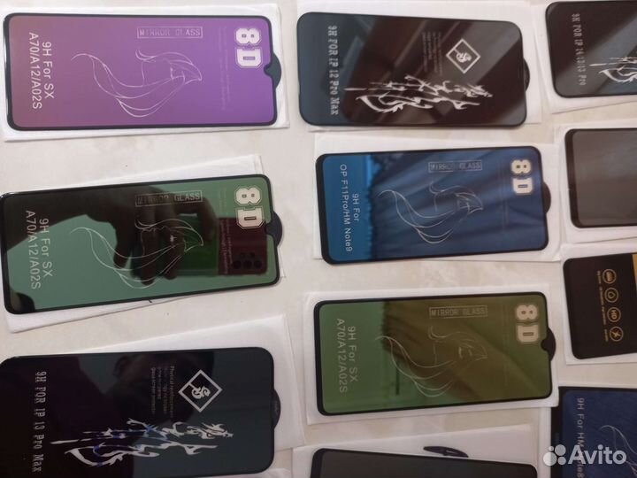 Защитное стекло на всех модел установка бесплатно