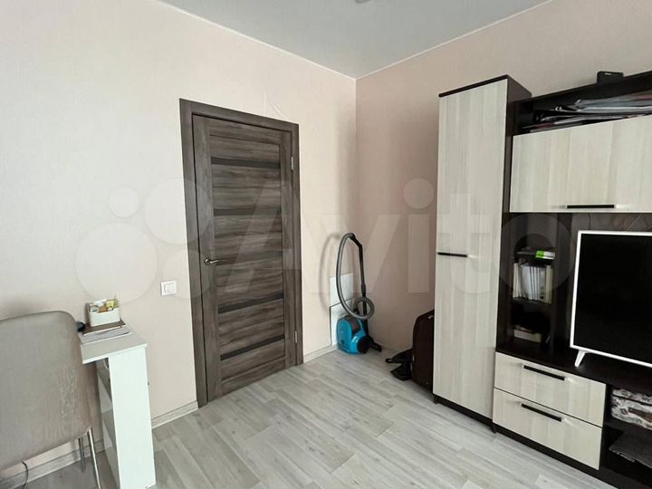 1-к. квартира, 43 м², 3/10 эт.