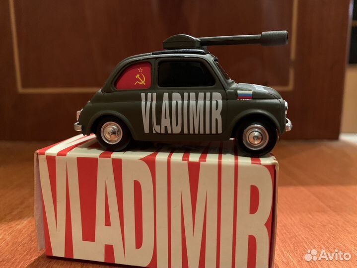 Модель Fiat 500 vladimir 1:43 Brumm 500pcs rare