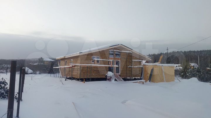 Дом 100 м² на участке 6 сот.