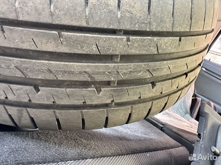 Goodyear Eagle F1 Asymmetric 3 225/40 R19 и 255/35 R19
