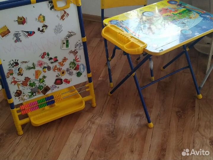 Детские Стол, Стул, Мольберт одним лотом