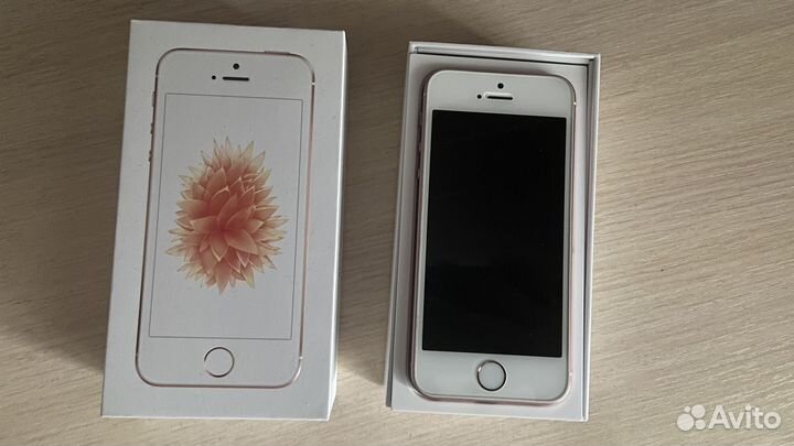 Телефон iPhone 5se