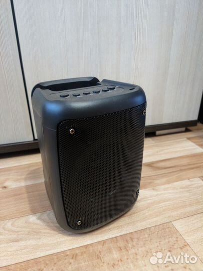 Портативная колонка