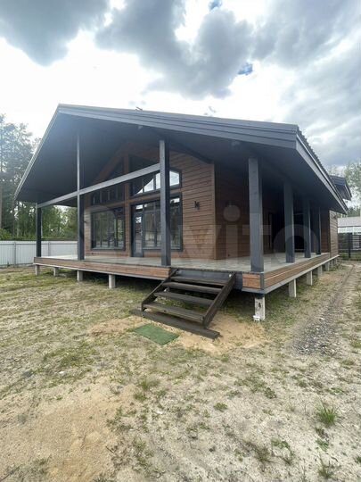 Дом 237 м² на участке 9 сот.