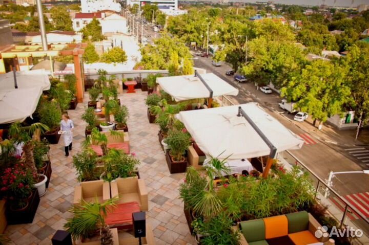 Уличный зонт для кафе