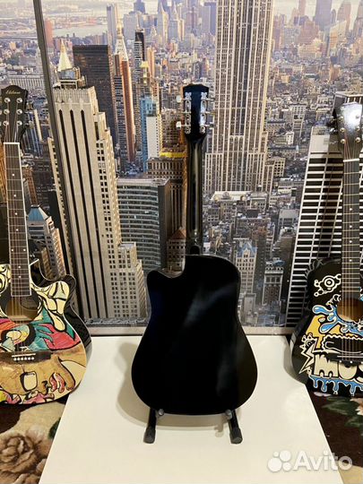 Гитара акустическая