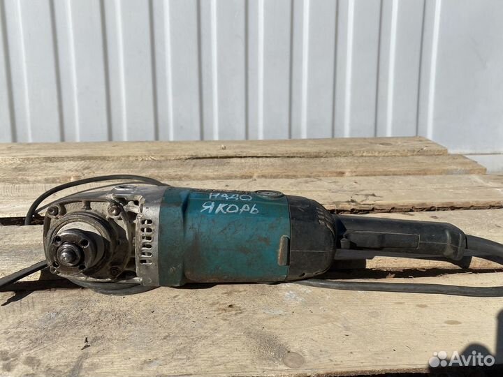 Ушм болгарка makita 9069