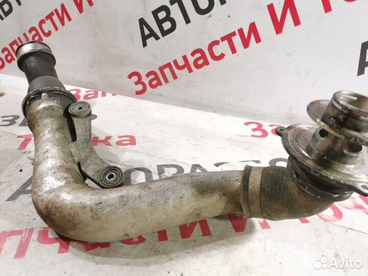 Патрубок интеркулера Volkswagen Passat седан 2.0