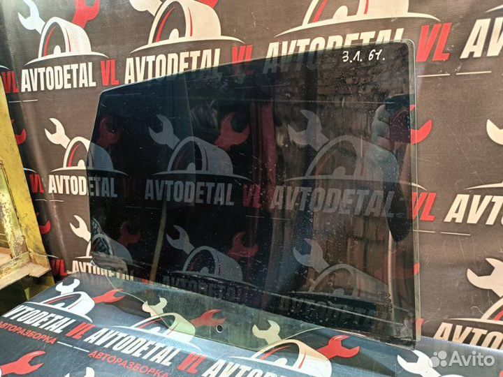 Стекло двери заднее левое Ford Focus 1 седан