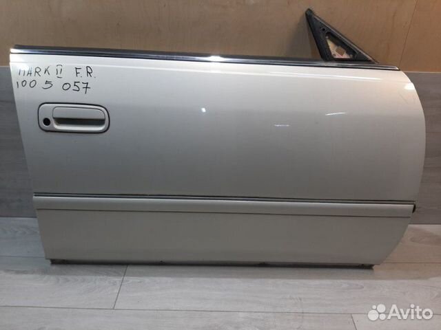 Дверь передняя правая Toyota Mark I I GX100 1GFE