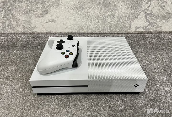 Xbox One S