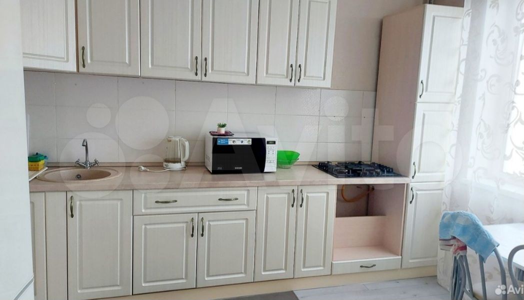 1-к. квартира, 40 м², 8/10 эт.