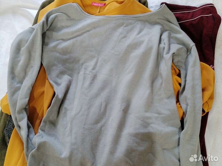 Отдам женнские вещи