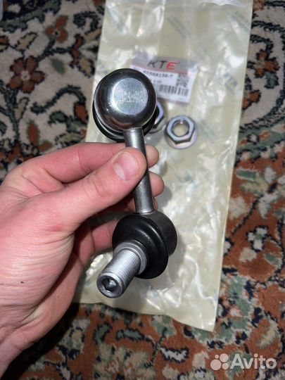 Стойка стабилизатора передняя правая Паджеро 4