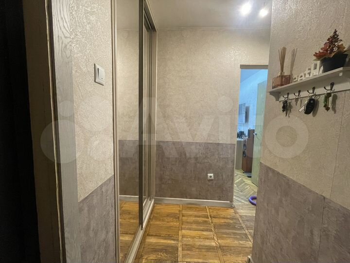 2-к. квартира, 40 м², 1/14 эт.