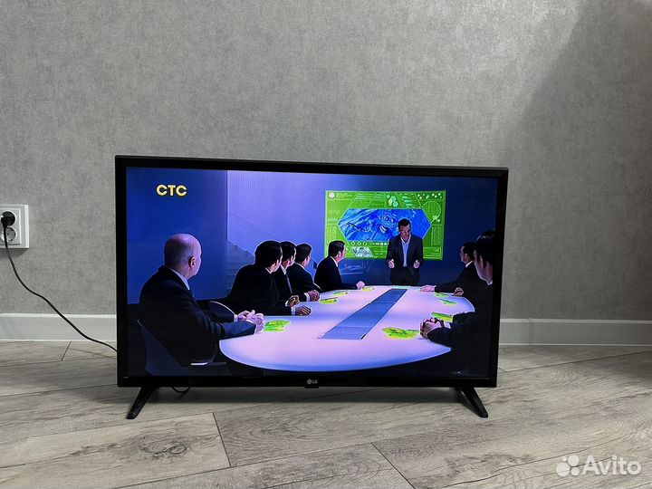 Телевизор LG 32lj510u