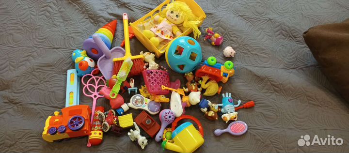 Развивающие игрушки пакетом