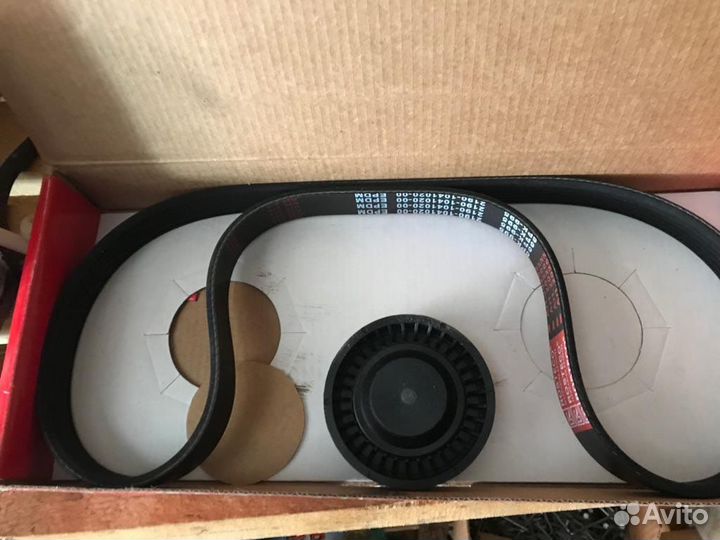 Комплект ремень генератора с роликом Ваз