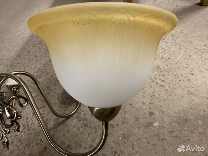 Люстра 6 светильников новая