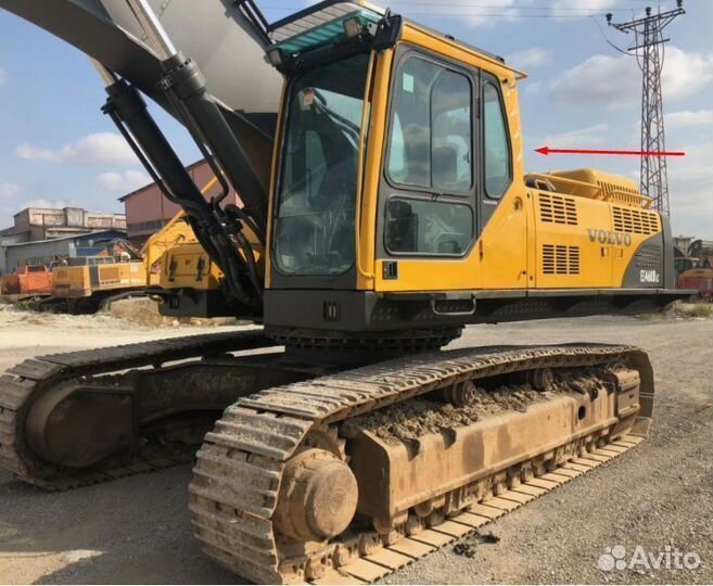 Стекло заднее на экскаватор Volvo EC 460