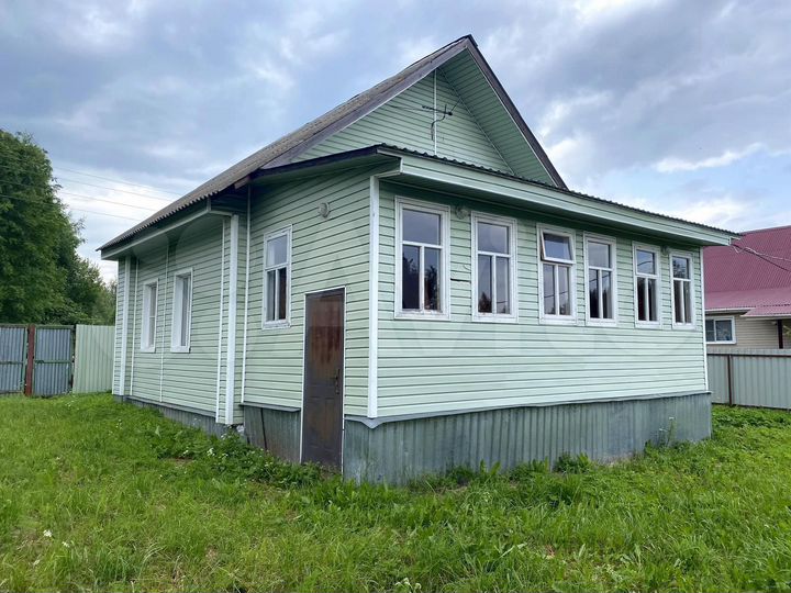 Дом 56 м² на участке 8 сот.