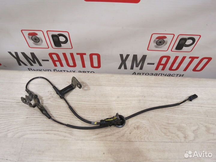 Датчик ABS задний левый Hyundai Solaris 2