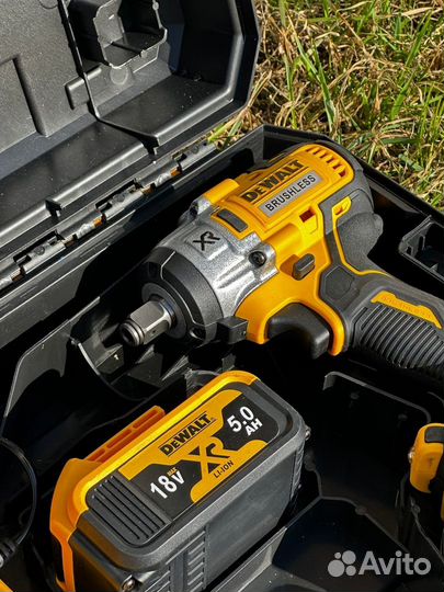 Гайковерт Dewalt