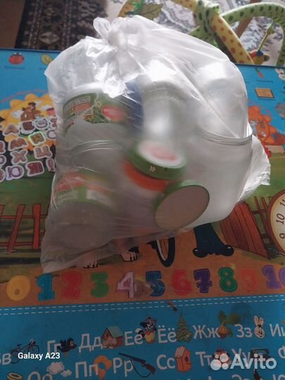 Отдам даром чистые баночки