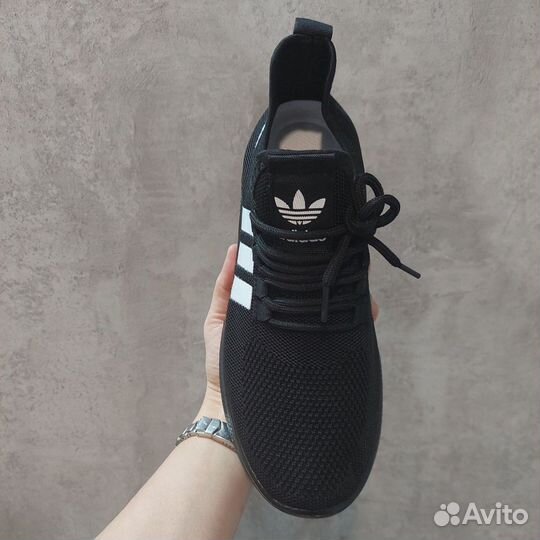 Кроссовки Adidas